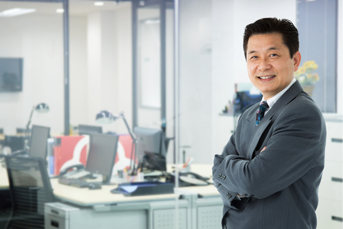 事業に役立つ税理士を